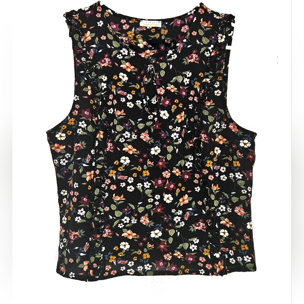 Floral sleevless top Love On Tap Large